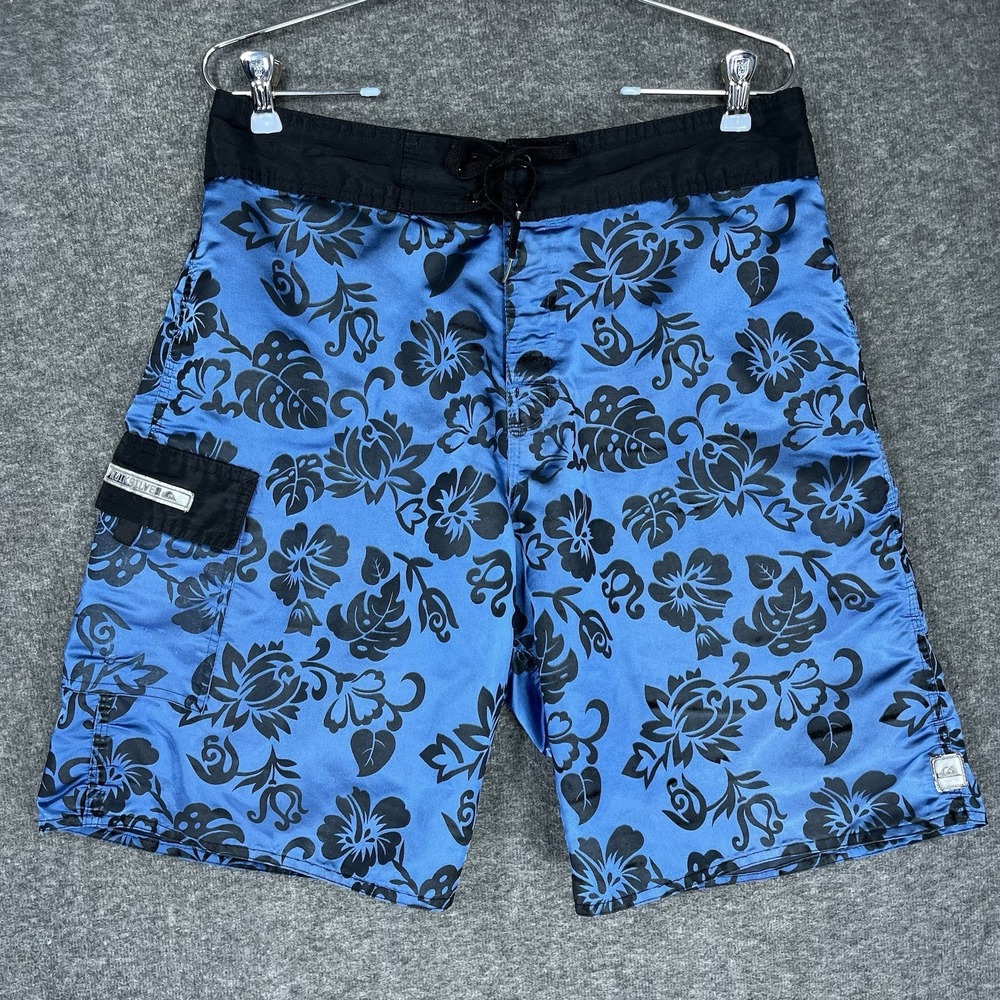Vintage Y2K Quiksilver Board Shorts Mens 31 Blue Black Floral Cargo Surf Nylon